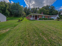 276 Meadow Dr in Bristol, VA - Building Photo - Building Photo