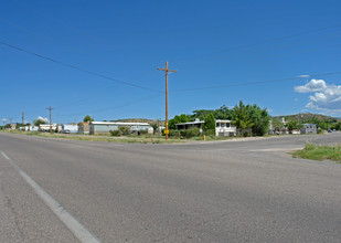 Village Square - 76 Space in Oracle, AZ - Foto de edificio - Building Photo