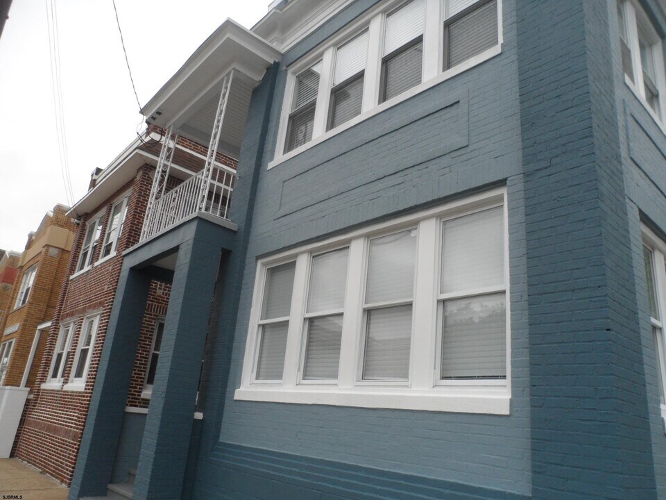 6624 Ventnor Ave-Unit -2 in Ventnor City, NJ - Foto de edificio
