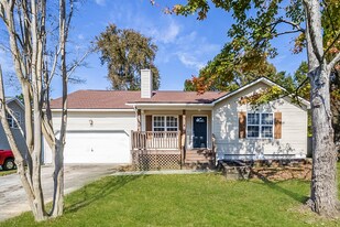 102 Dartmouth Ct in Goose Creek, SC - Building Photo