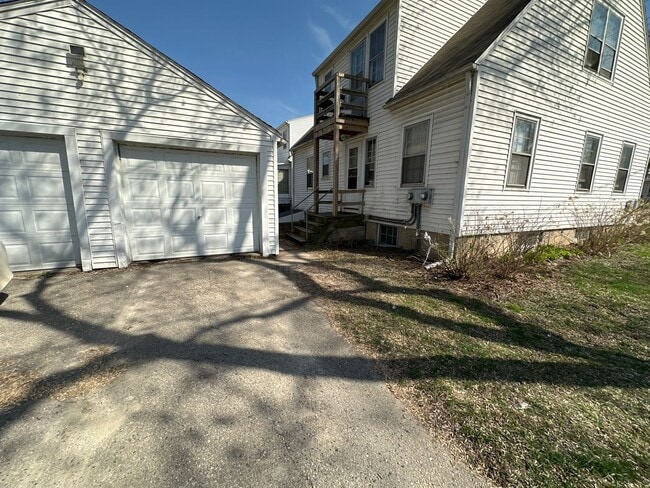 722 W Olin Ave in Madison, WI - Foto de edificio - Building Photo
