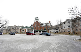 Towne Square in Plymouth, MN - Building Photo - Building Photo