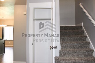 2150 Carson Ave-Unit -5 in West Haven, UT - Building Photo - Building Photo