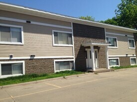 505 S Van Buren St, Unit 14