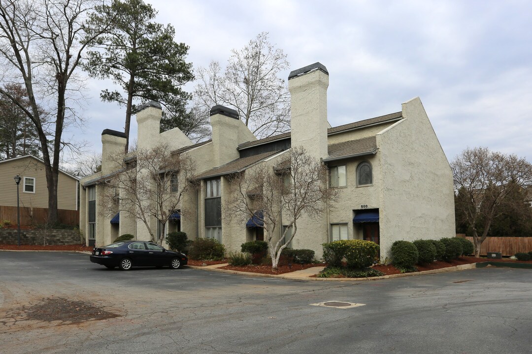 Roswell Landings in Roswell, GA - Foto de edificio