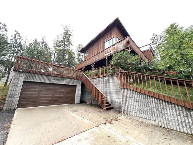 2213 Gold Rush Ave in Helena, MT - Building Photo - Building Photo