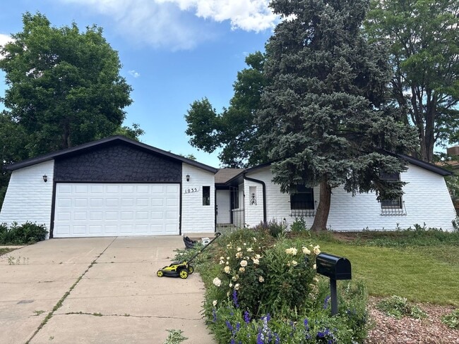 property at 1035 E 19th Ave