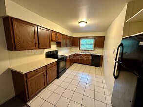 9325 S Westnedge Ave in Portage, MI - Building Photo - Building Photo