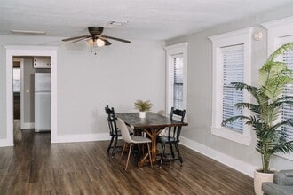 1406 NW 19th St-Unit -N/A in Oklahoma City, OK - Building Photo - Building Photo