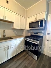 16 Marie Ave in Avalon, PA - Building Photo - Building Photo