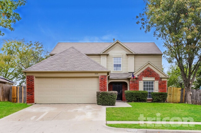 property at 3308 Steamboat Dr