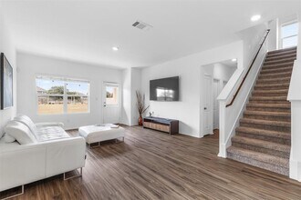 432 Wolf Springs Rd in Georgetown, TX - Building Photo - Building Photo