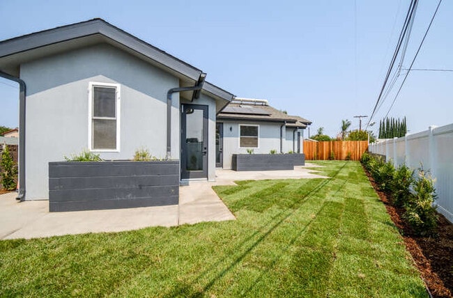 property at 6402 Kenwater Pl