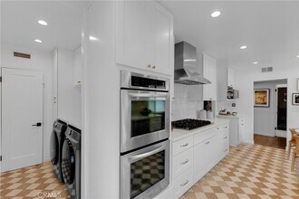 23936 Nomar St in Los Angeles, CA - Foto de edificio - Building Photo