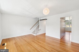 14844 Cherrydale Dr in Woodbridge, VA - Building Photo - Building Photo
