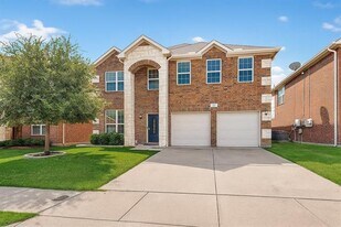 2224 Loreto Dr in Fort Worth, TX - Building Photo