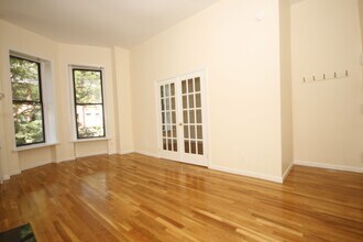 134 W 87th St in New York, NY - Building Photo - Building Photo