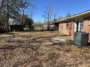 1003 Shirley Dr in Gulfport, MS - Building Photo - Building Photo
