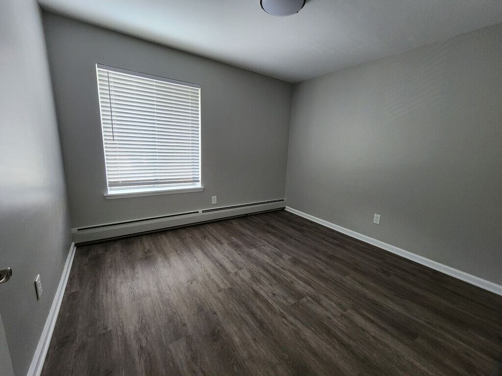 Harvard House Apartments in Berkley, MI