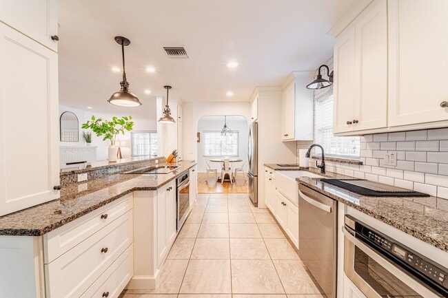 property at 3227 N Orange Ave