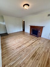 4650 Ammon Dr in Holt, MI - Foto de edificio - Building Photo