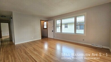 5844 Washburn Ave S in Minneapolis, MN - Building Photo - Building Photo