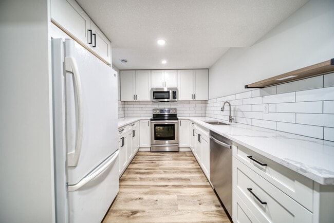 property at 5808 Dalridge Hill NW