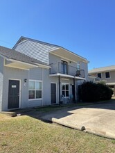 900 Autumn Cir in College Station, TX - Building Photo - Building Photo