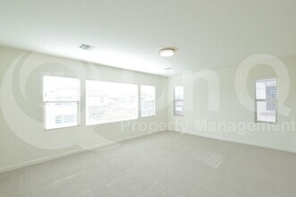953 W Yellowstone Way in Chandler, AZ - Building Photo - Building Photo