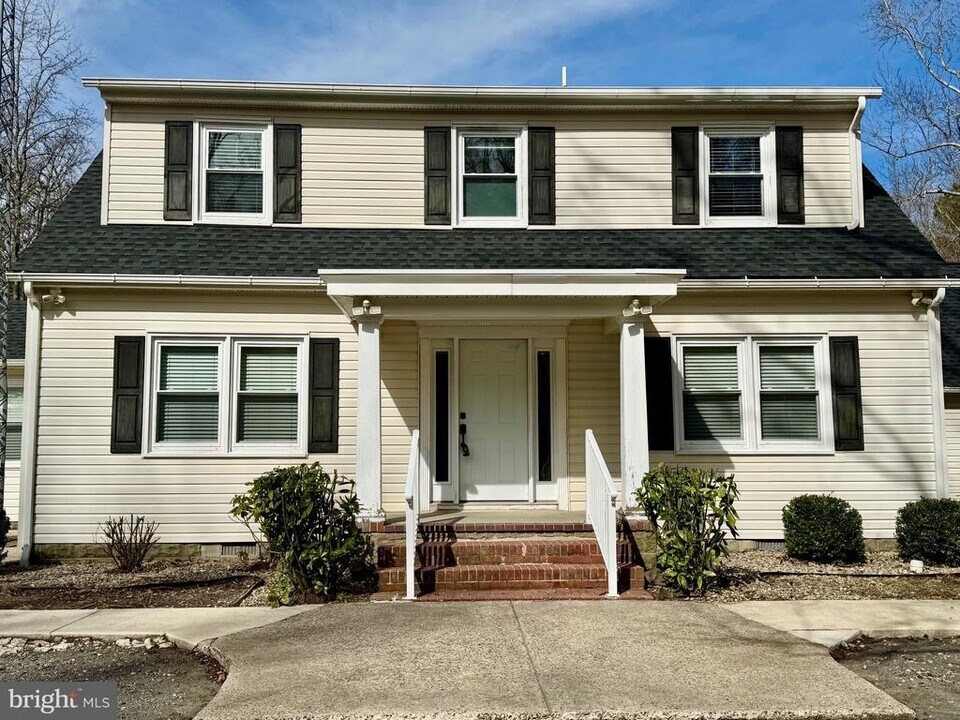 24212 Shortly Rd in Georgetown, DE - Building Photo