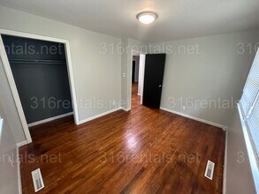 1514 Park Ln in Augusta, KS - Building Photo - Building Photo