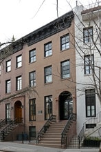 16 Saint Lukes Pl in New York, NY - Building Photo - Primary Photo