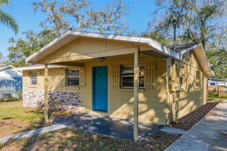 2014 E Humphrey St in Tampa, FL - Building Photo - Building Photo