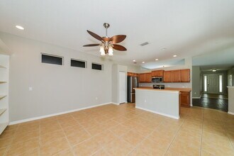 5412 Lexington Dr in Parrish, FL - Building Photo - Building Photo