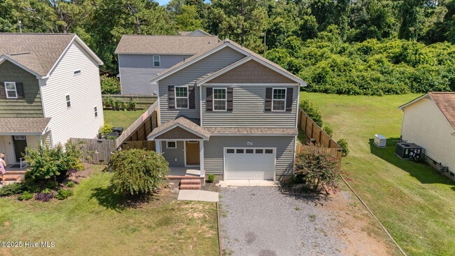 property at 425 S Carlisle St