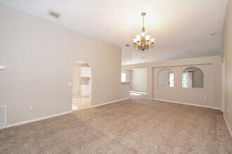 2628 Cobblestone Forest Cir E in Jacksonville, FL - Building Photo - Building Photo