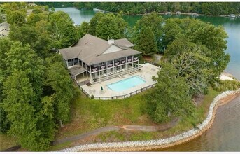 1230 Melton Rd in West Union, SC - Building Photo - Building Photo