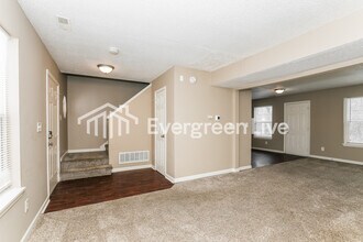 11359 Shady Hollow Ln in Indianapolis, IN - Building Photo - Building Photo