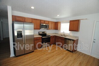 5625 Overlook Dr E in Keystone Heights, FL - Building Photo - Building Photo