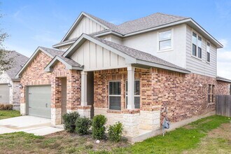 1417 Arcadian Lily in San Antonio, TX - Foto de edificio - Building Photo