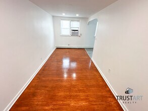 819 Princeton Ave in Philadelphia, PA - Building Photo - Building Photo