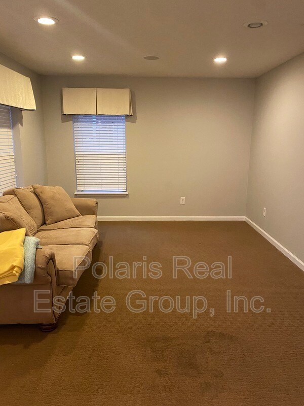 11539 Reagan Dr in Fishers, IN - Building Photo - Building Photo