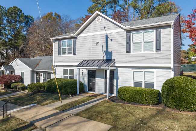 Whispering Trace Apartments in Woodstock, GA - Building Photo - Building Photo