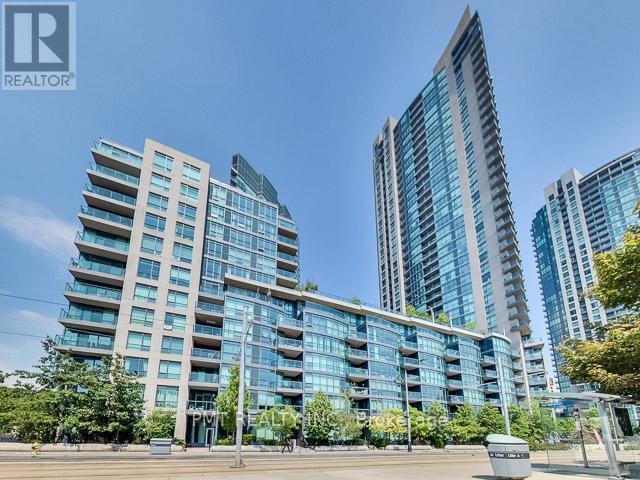 219-2219 Fort York Blvd in Toronto, ON - Building Photo - Building Photo