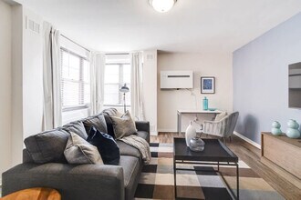 105 W 39th St, Unit FL12-ID1061318P in Baltimore, MD - Building Photo - Building Photo