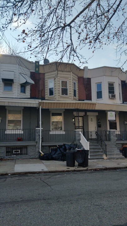 5020 Westminster Ave in Philadelphia, PA - Building Photo