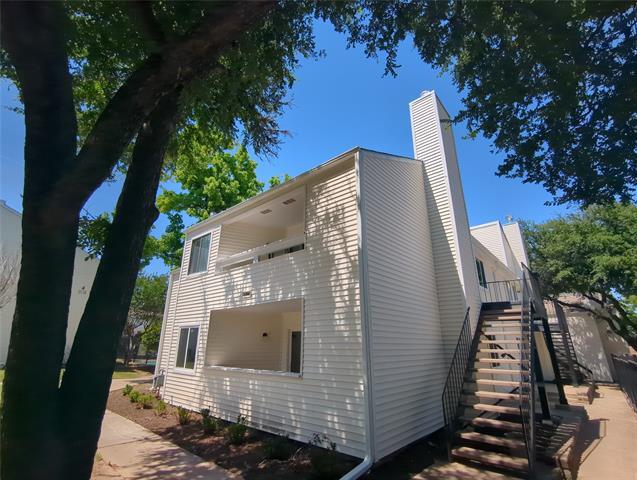 property at 7431 Holly Hill Dr