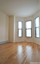 611 W Briar in Chicago, IL - Building Photo - Building Photo