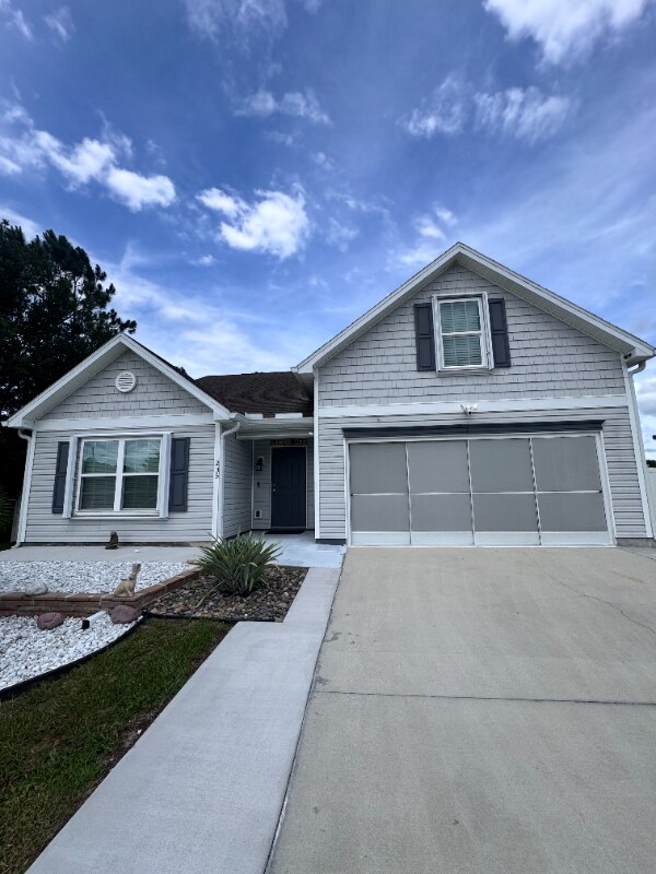 235 Churchill Ct in Poinciana, FL - Building Photo - Building Photo