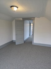 912 S 5th Ave, Unit Apt 3 in Virginia, MN - Building Photo - Building Photo